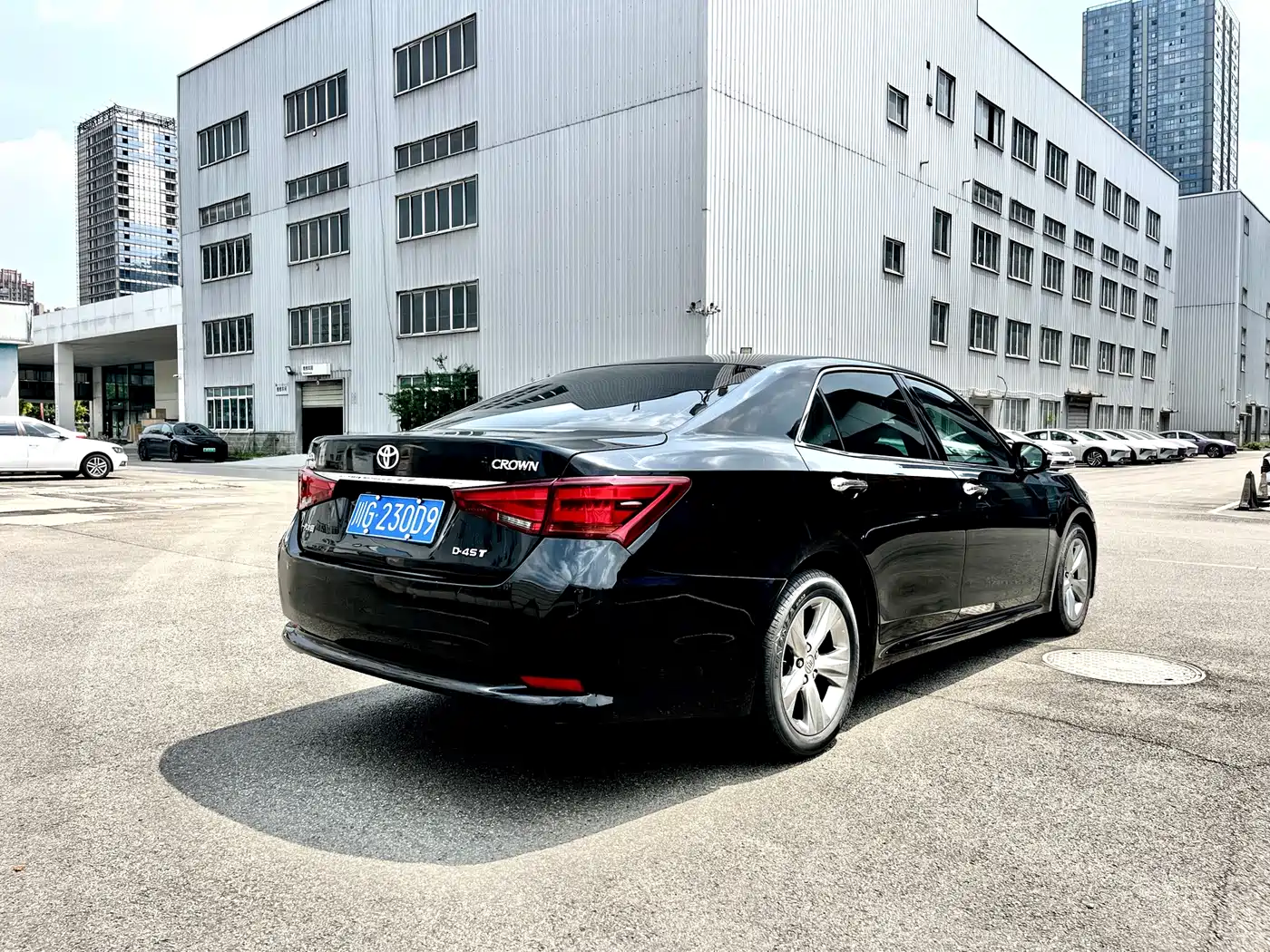 Toyota Crown 2015 2.0T Fashion фото 3