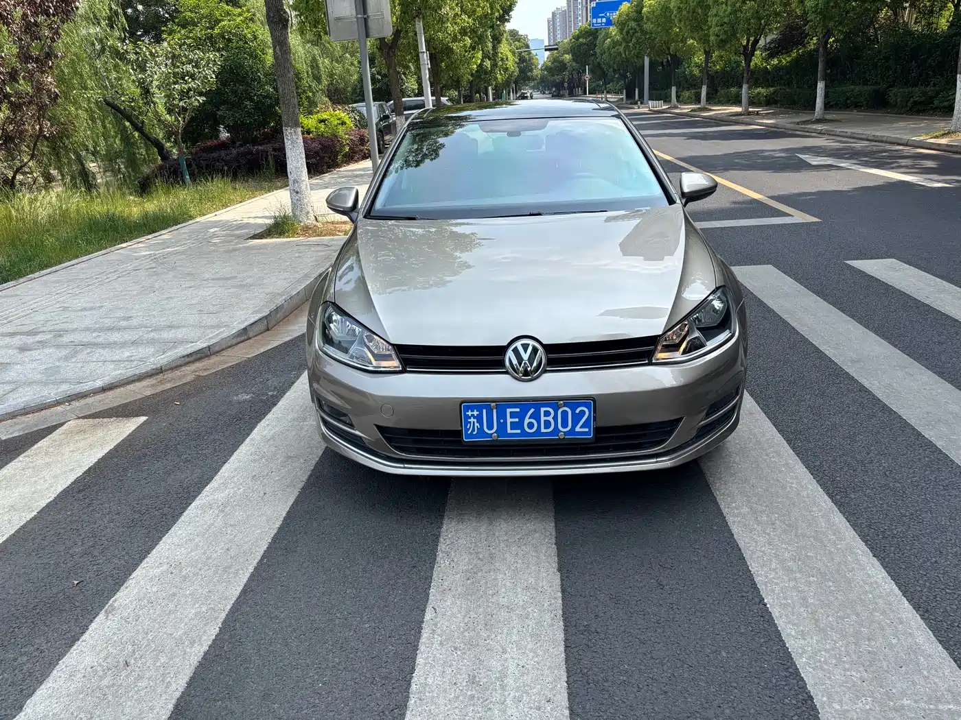 Volkswagen Golf 2016 230TSI Automatic Luxury фото 2