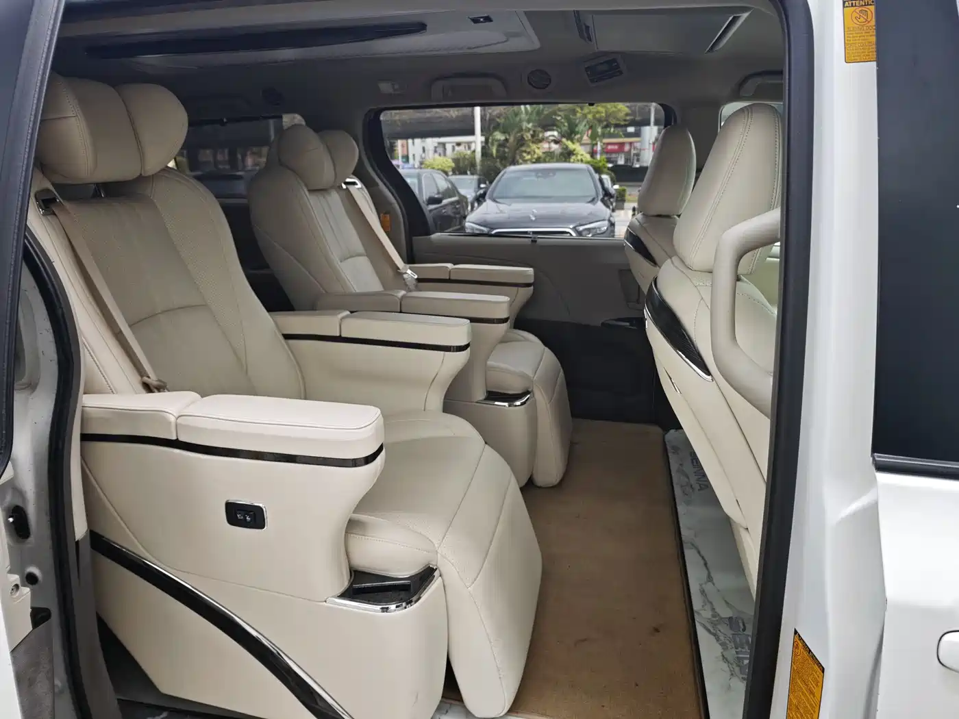 Toyota Sienna 2013 3.5L 4WD Automatic фото 17