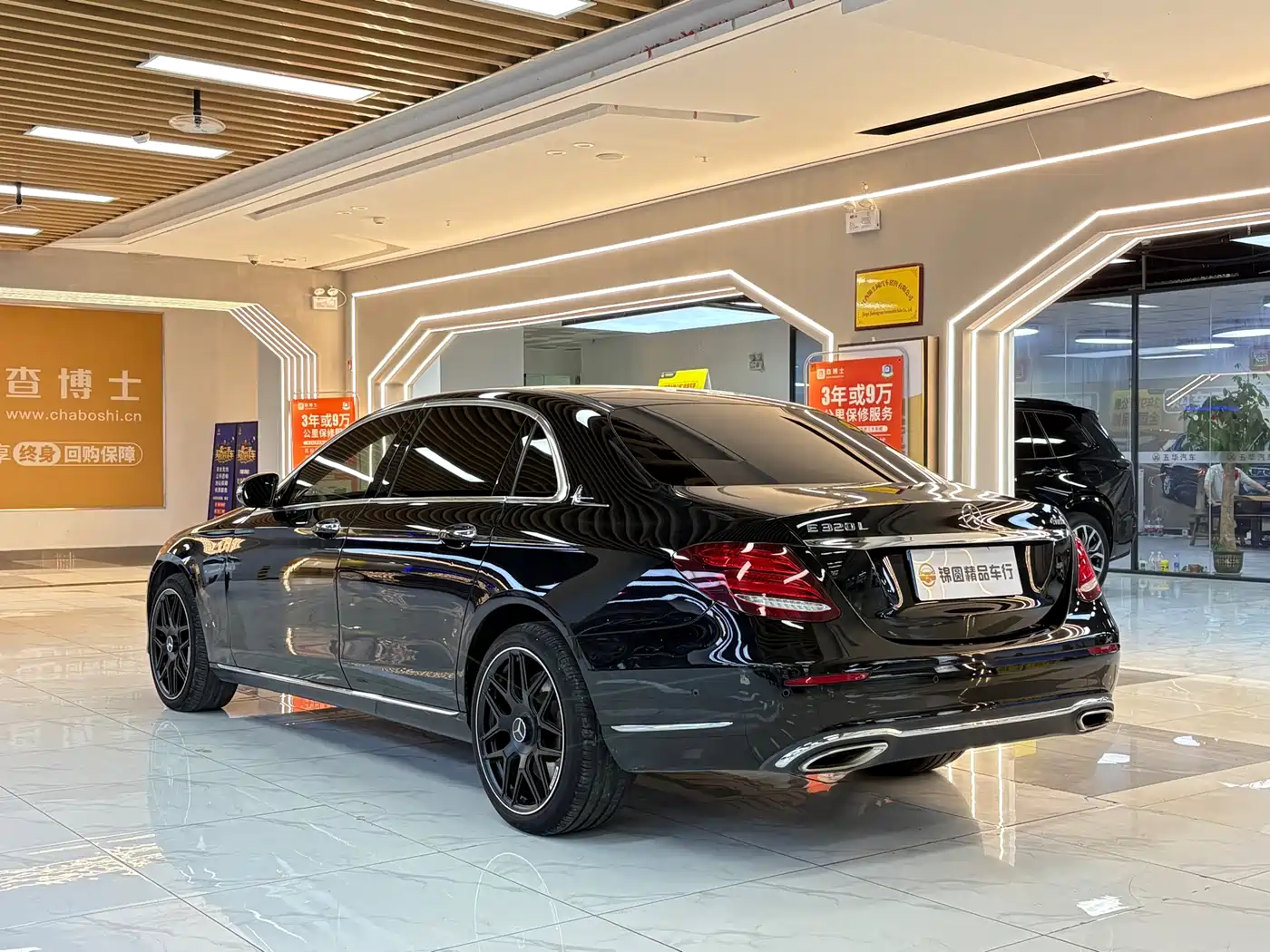 Mercedes-Benz E-Class 2017 Model E 320 L 4MATIC фото 3