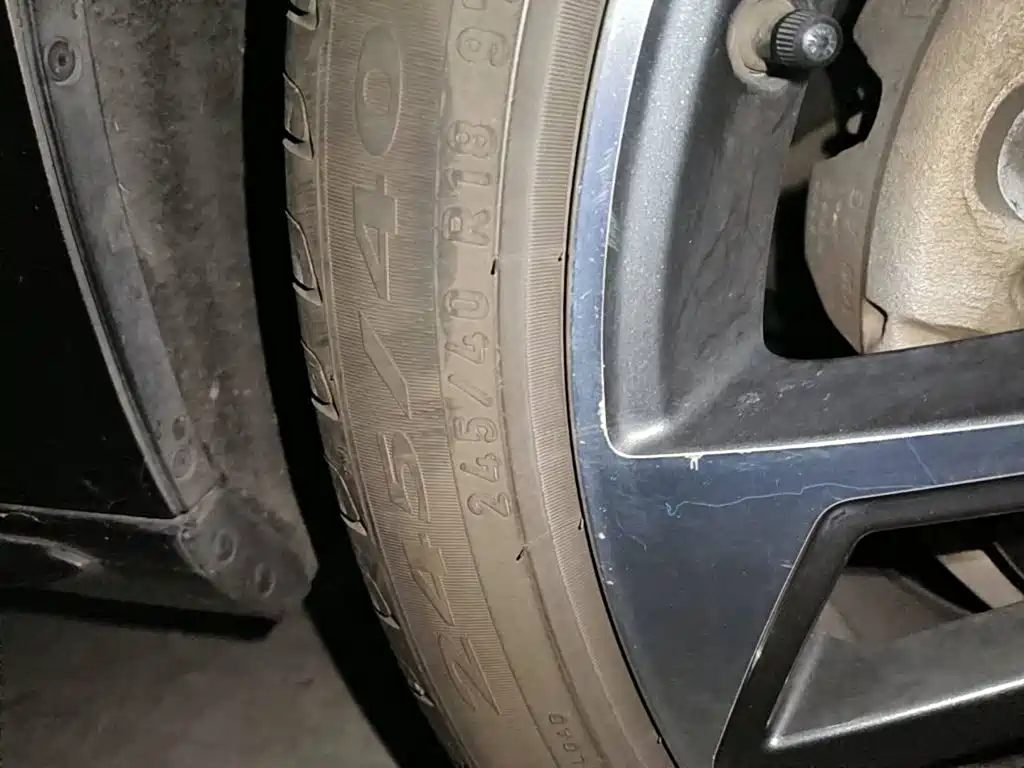 Photo 7 - Audi A4L