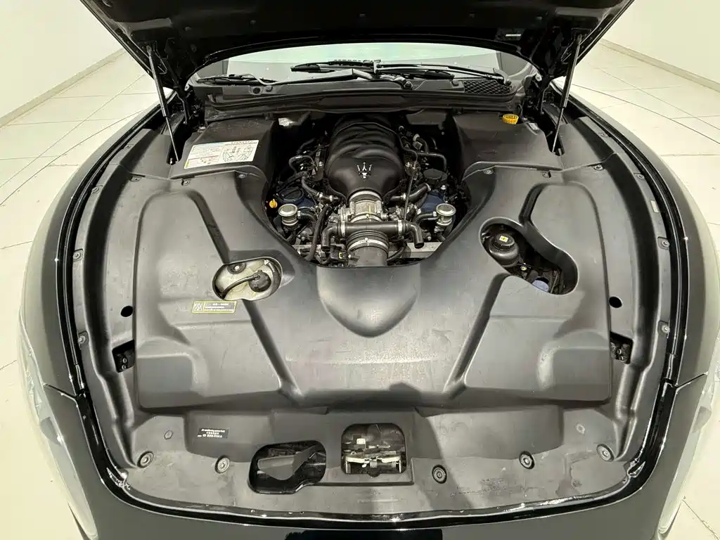 Maserati GranTurismo 2014 2007 4.2L Standard