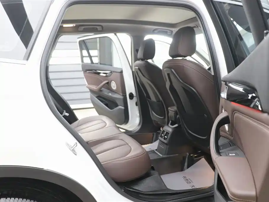 BMW X1 2022 sDrive25Li Leading фото 23