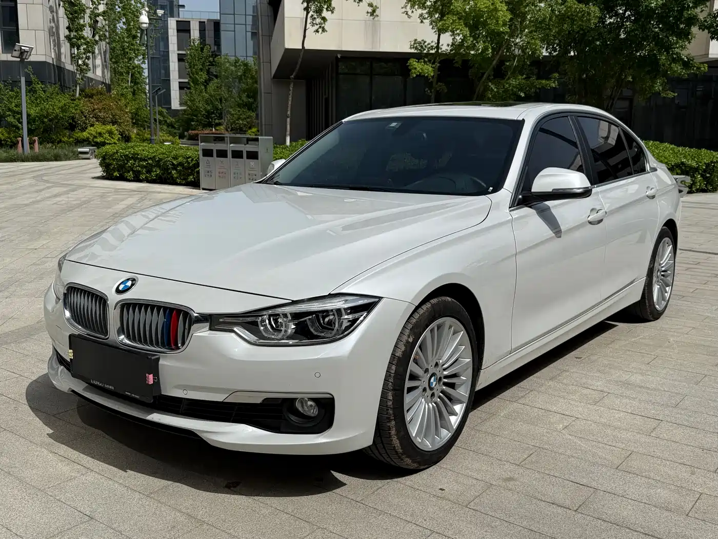BMW 3 Series 2018 320Li Fashion Style