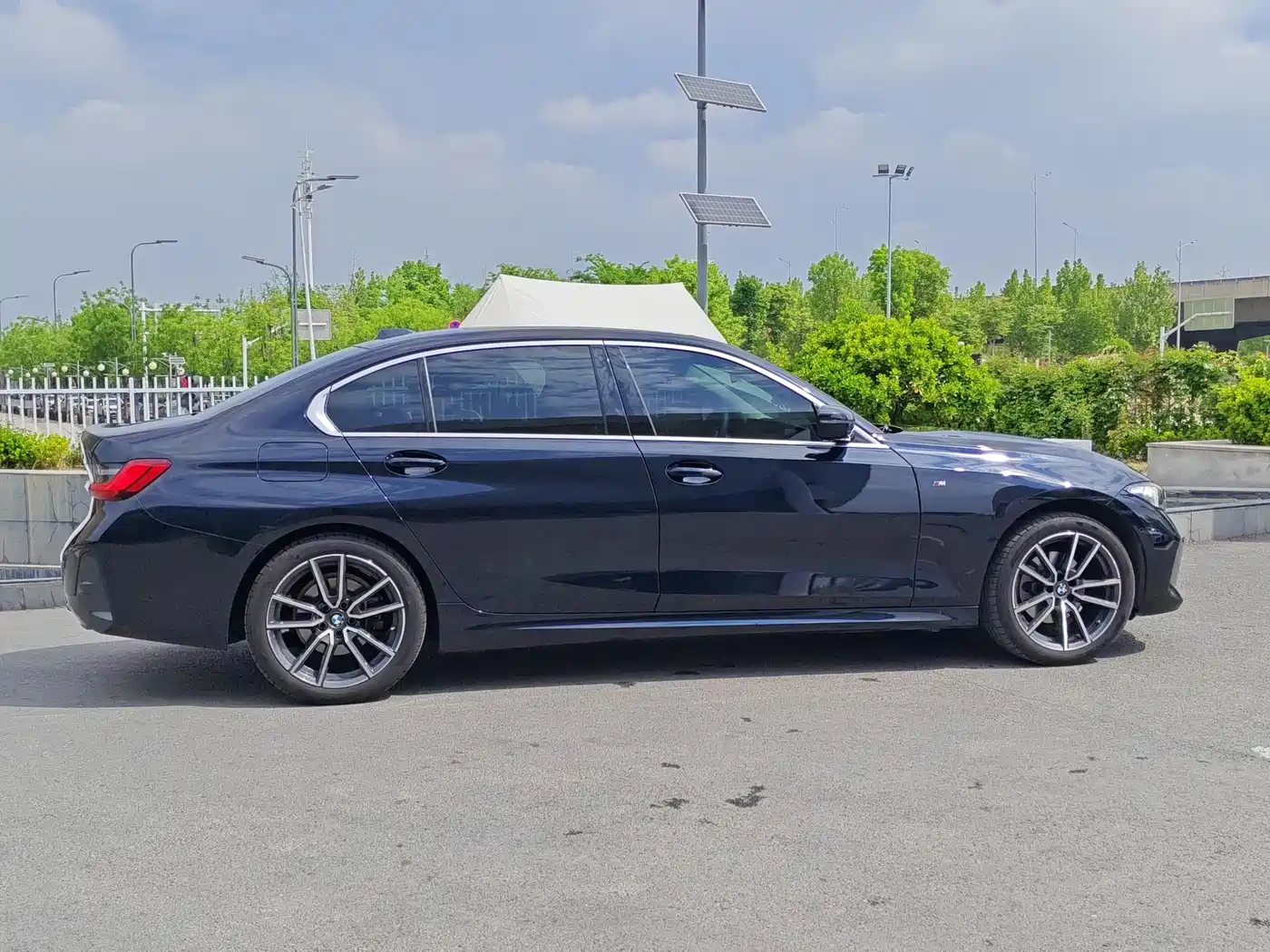 BMW 3 Series 2024 325Li M Sport Package фото 4