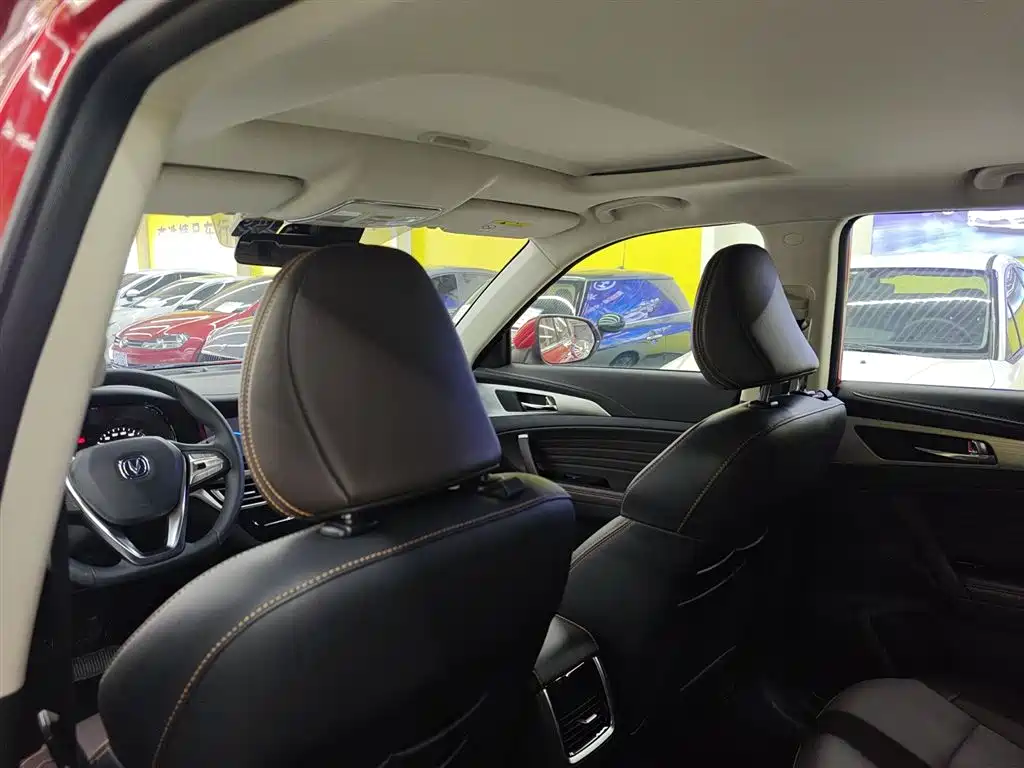 Changan CS35 PLUS 2019 2018 1.6L Automatic Cool Connect China V