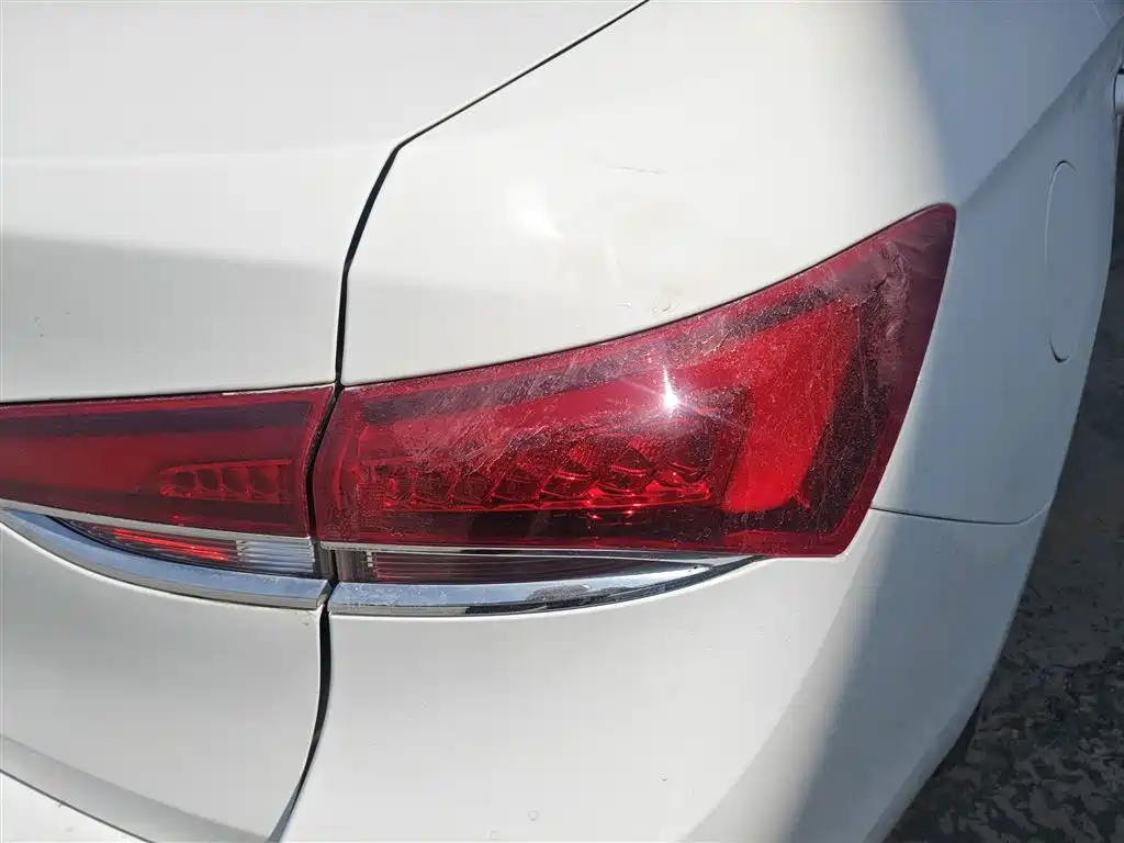 Фото 24 - Buick Excelle