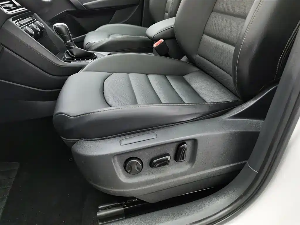 Volkswagen Tharu 2020 Model 280TSI 2WD Luxury Plus China VI фото 20