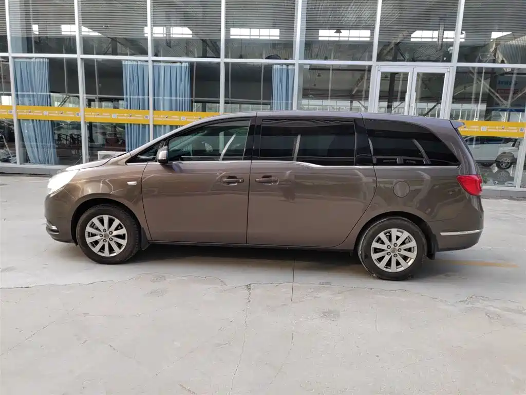 Buick GL8 2017 25S Comfort China V фото 14
