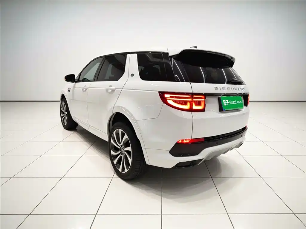 Land Rover Discovery Sport 2024 Performance Technology Edition фото 5