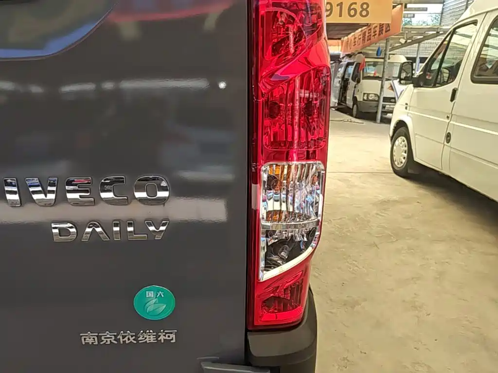 Фото 8 - Iveco Daily