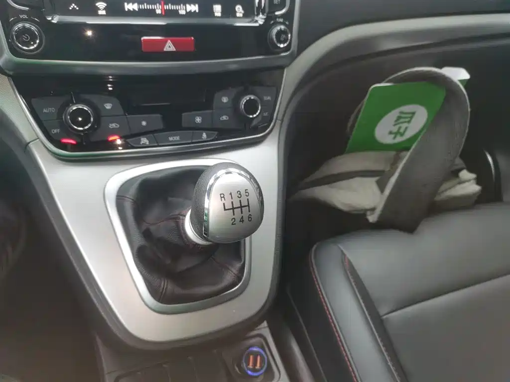 Haval M6 2018 1.5T Manual 2WD Elite фото 10