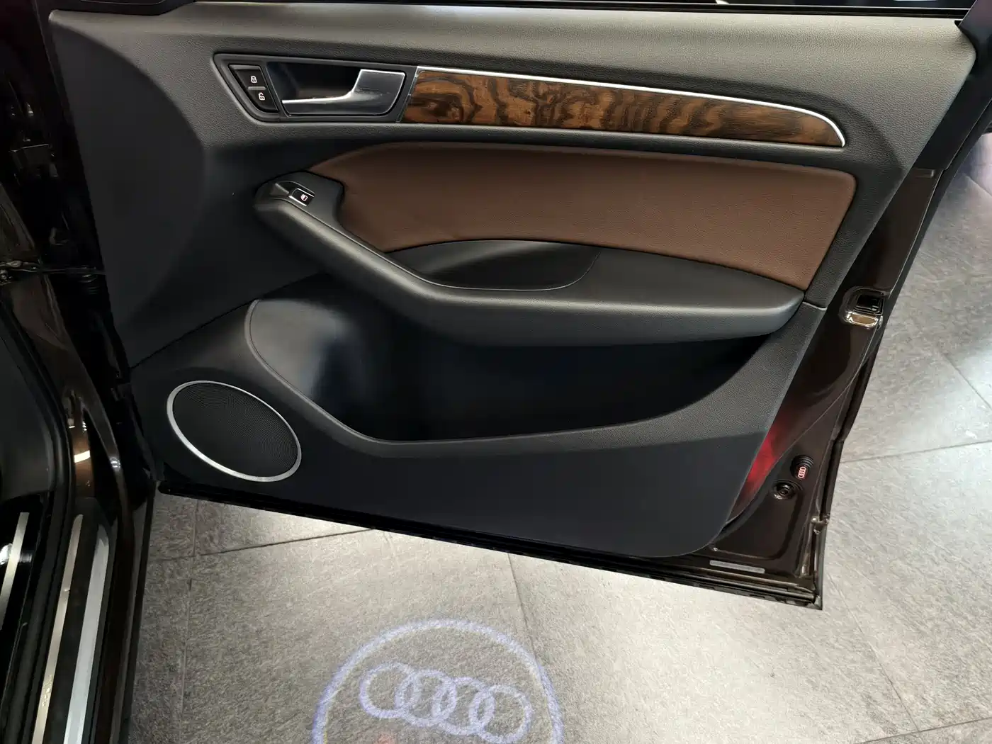 Audi Q5 2016 40 TFSI Comfort Model фото 15