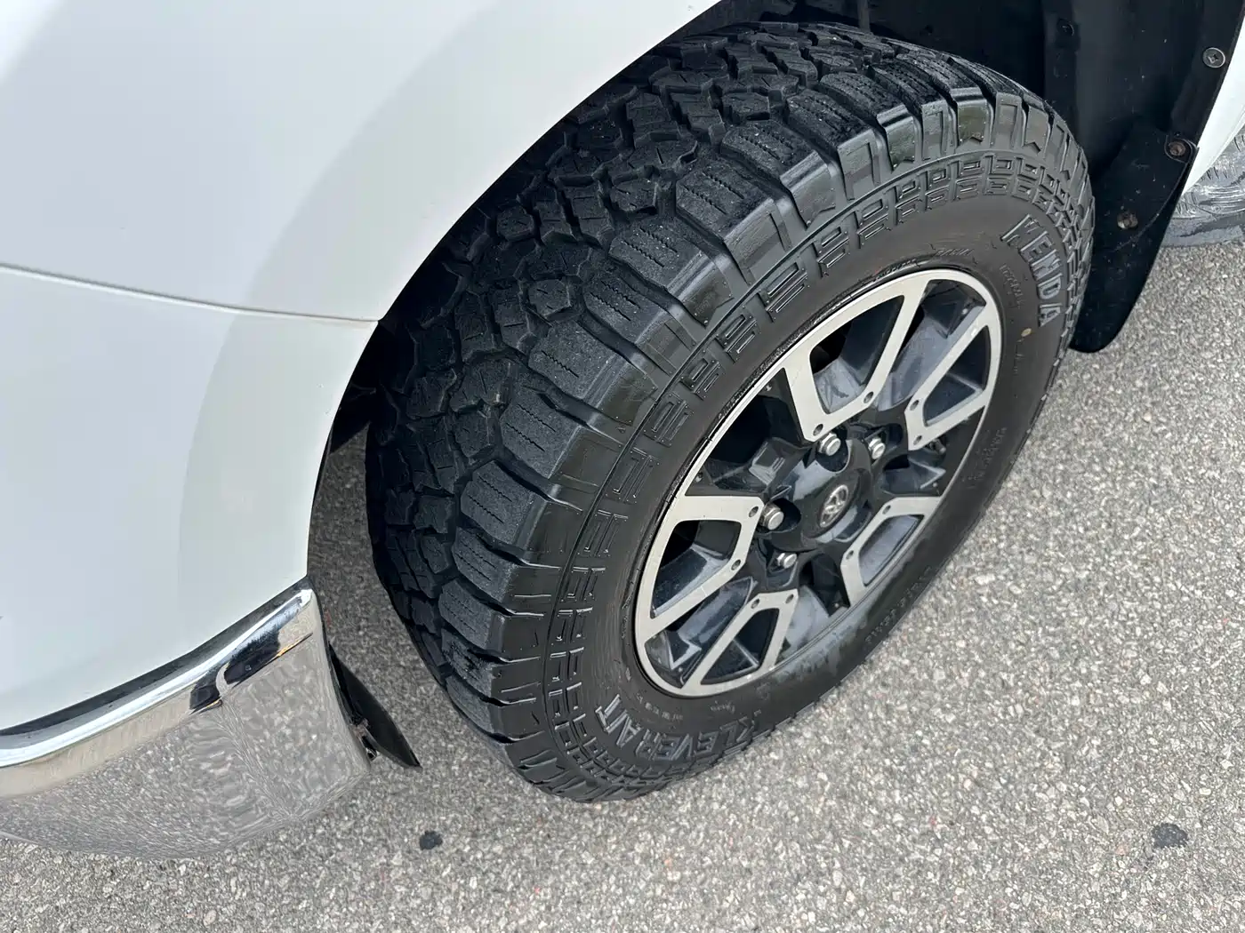 Toyota Tundra 2014 5.7L 1794 Edition фото 19