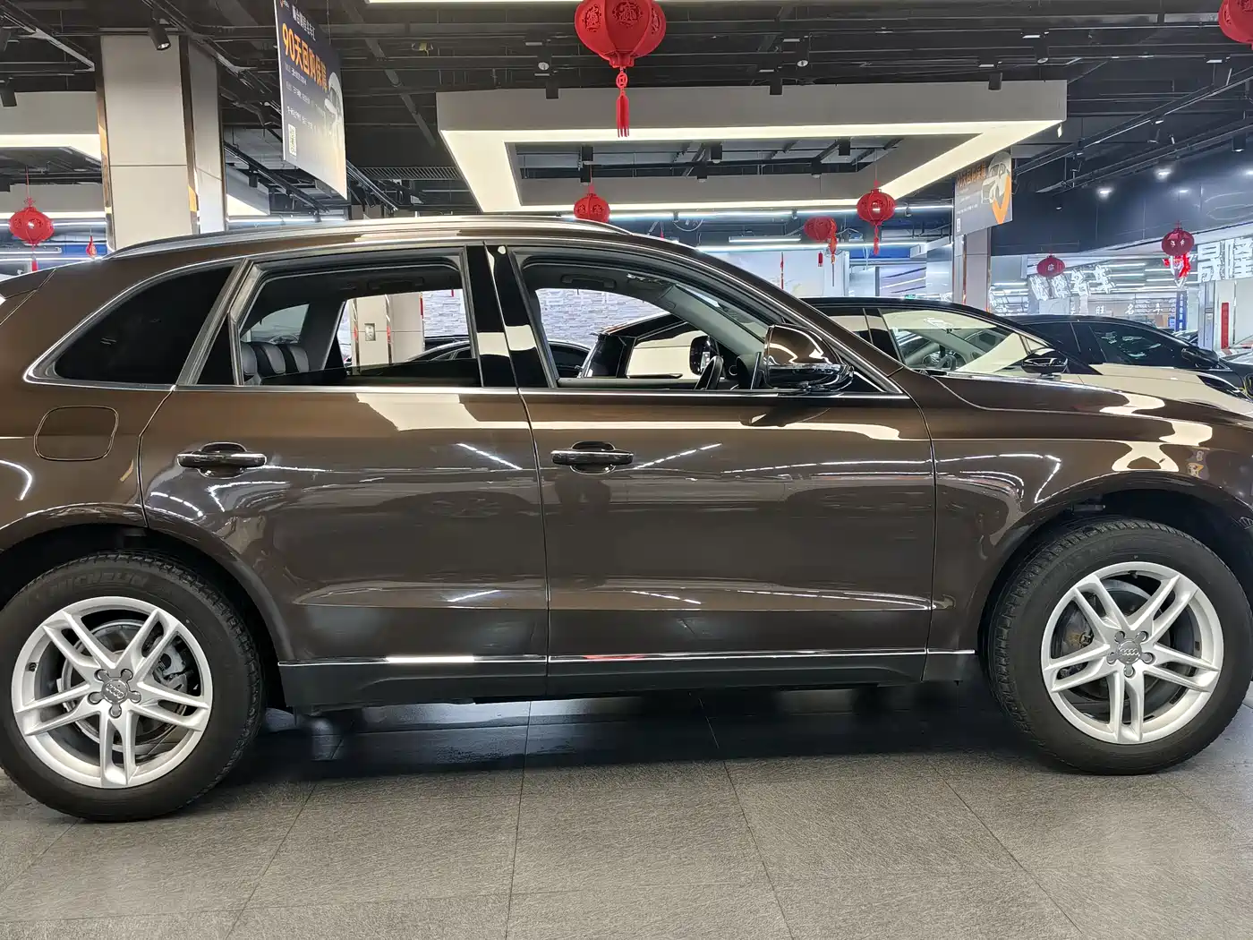 Audi Q5 2016 40 TFSI Comfort Model фото 4