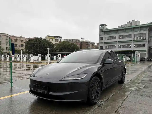 Tesla Model 3 2023 Long Range All-Wheel Drive