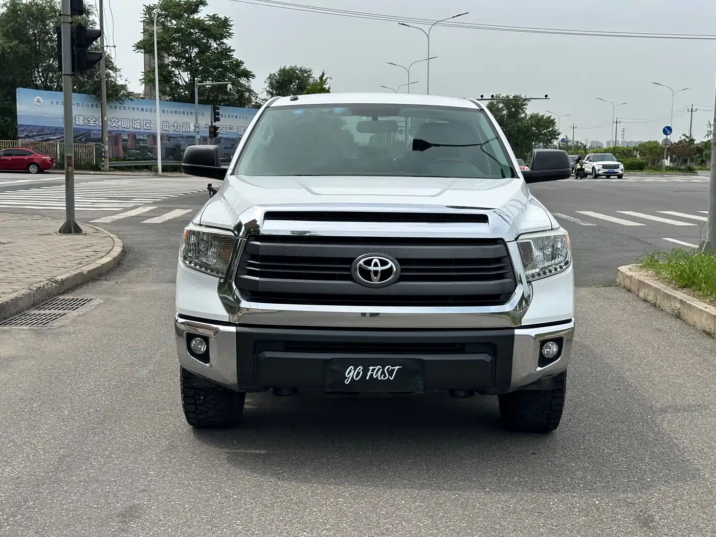 Toyota Tundra 2014 5.7L 1794 Edition фото 2