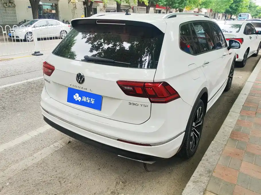 Volkswagen Tiguan L 2021 330TSI Automatic 2WD R-Line Premium фото 3