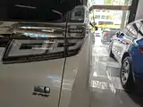 Фото 8 - Toyota Vellfire