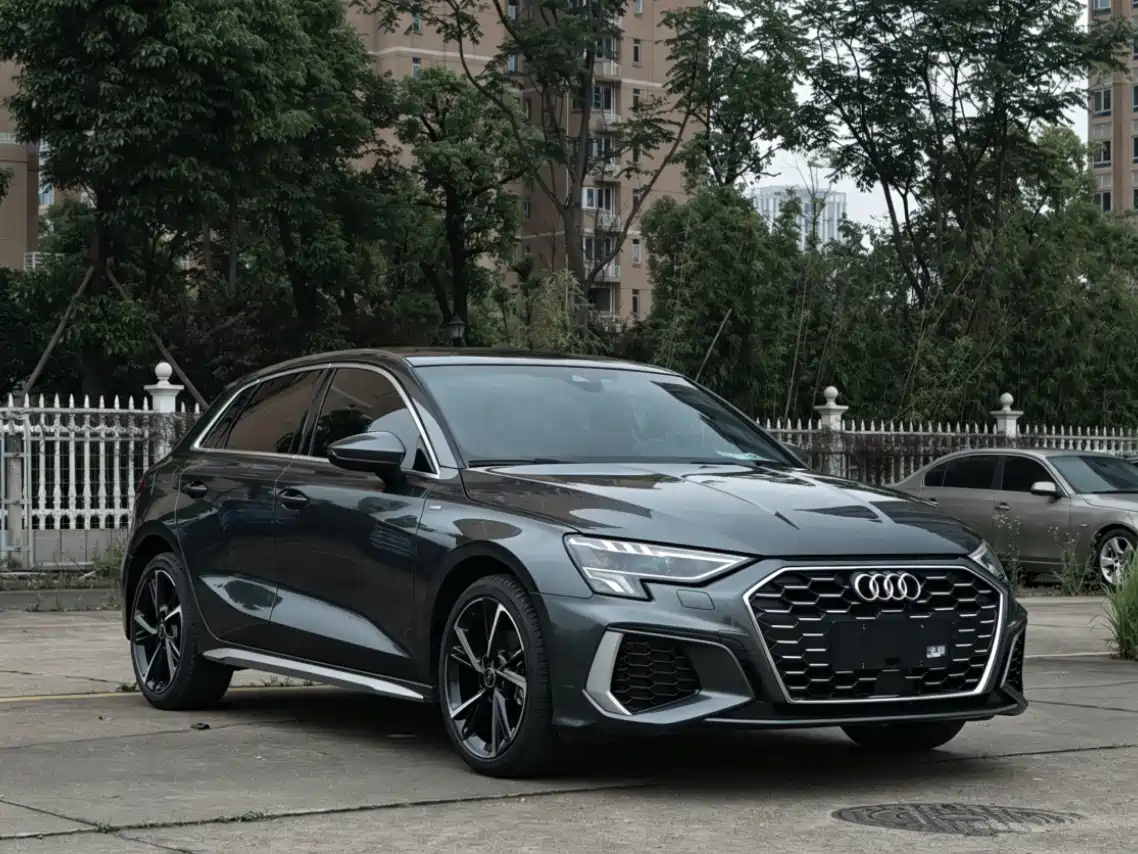 Audi A3 2023 Sportback 35 TFSI Fashion Sport фото 3