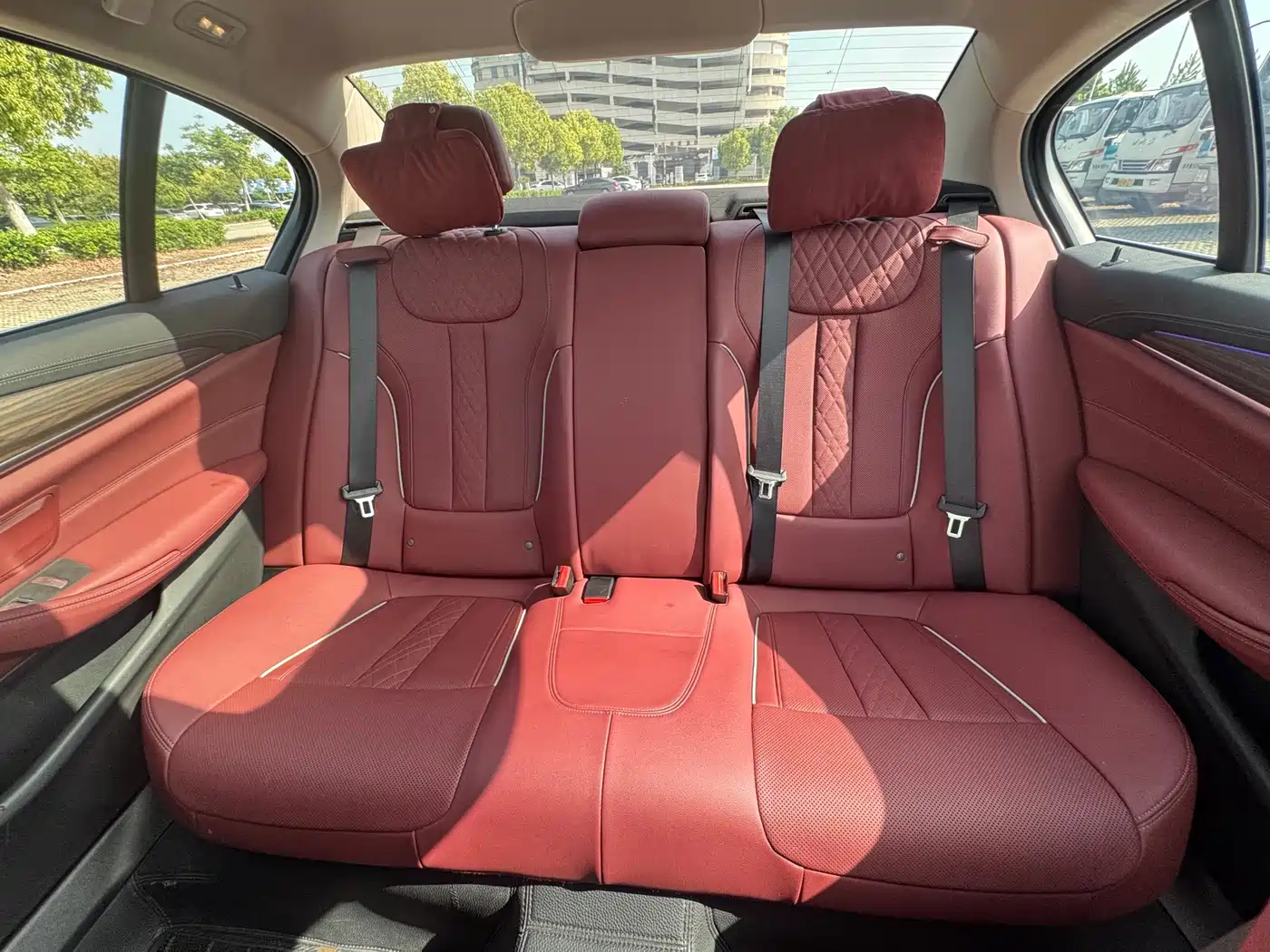 BMW 5 Series 2023 530Li Leading Luxury Package фото 15