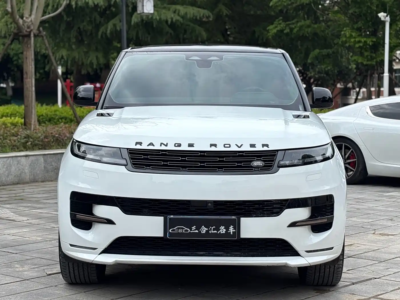 Land Rover Range Rover Sport 2024 400PS Dynamic SE фото 2