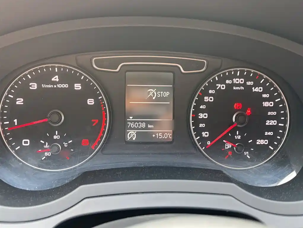 Audi Q3 2015 35 TFSI Millionth Anniversary Intelligent Leader фото 8
