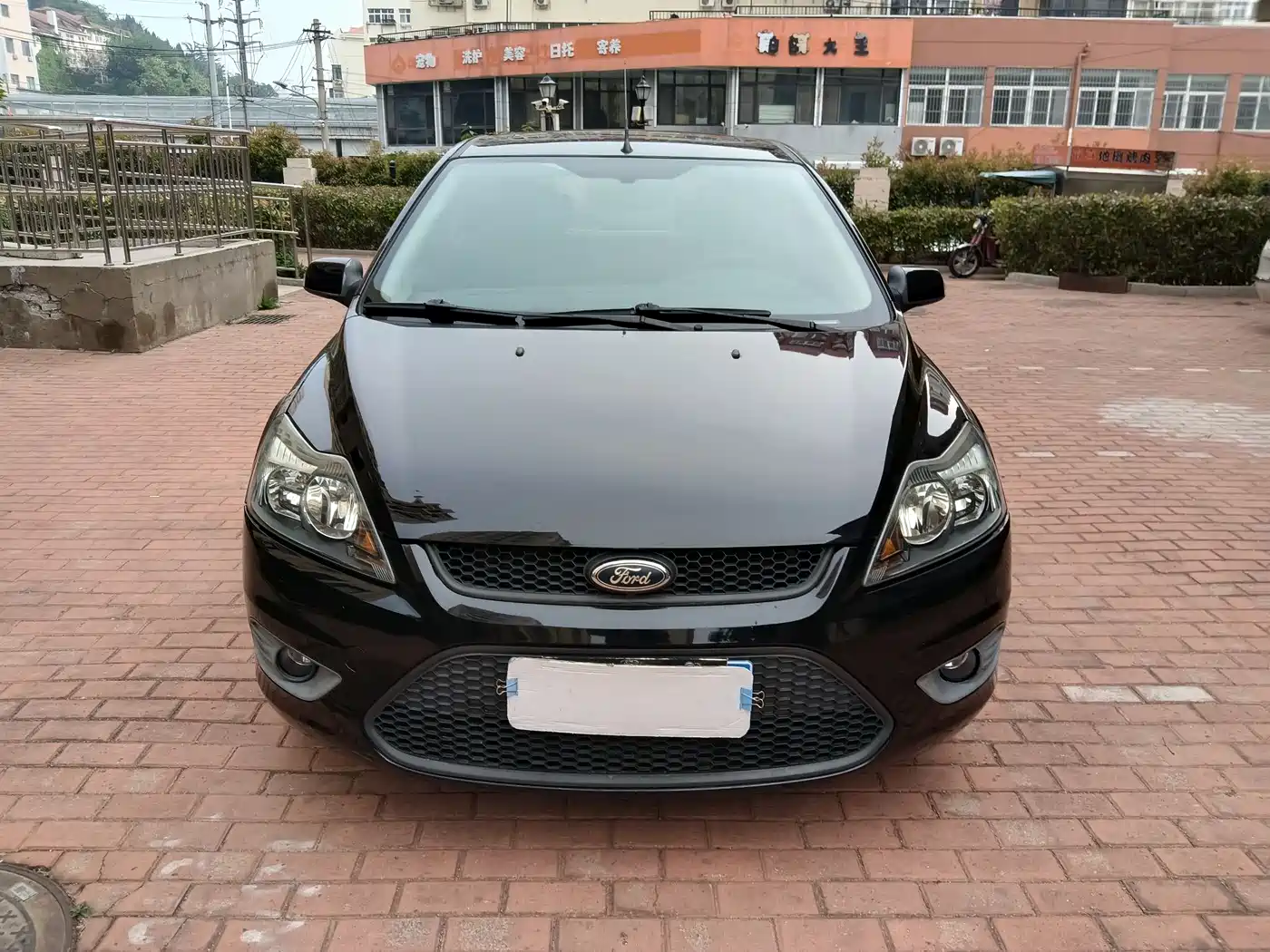 Фото 2 - Ford Focus