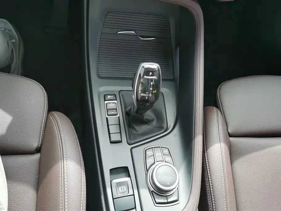 BMW X1 2021 Facelift sDrive25Li Leading фото 16