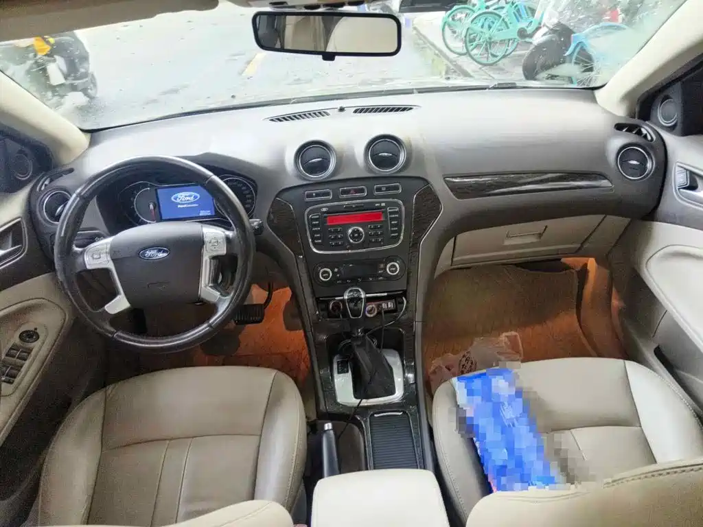 Ford Mondeo Zhisheng 2012 2011 2.0L GTDi200 Fashion