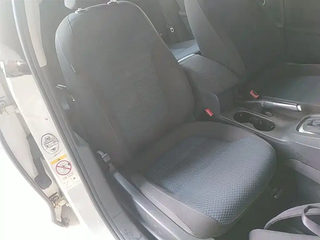 Volkswagen Sagitar 2014 Facelift 1.4TSI BlueMotion фото 25