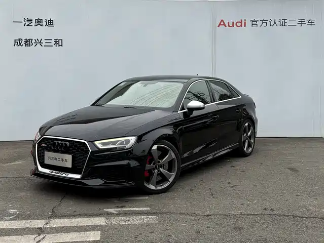AUDI RS 3