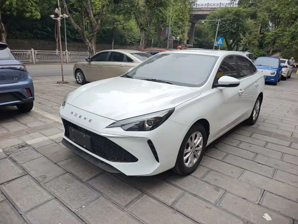 Roewe i5 2025 2026 1.5L CVT Luxury