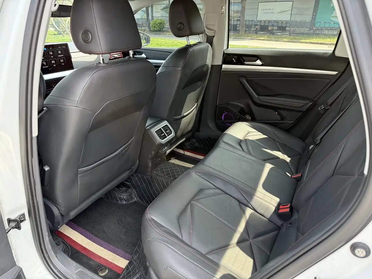 Volkswagen Lavida 2024 Model 300TSI DSG Starlight Leading Edition фото 6