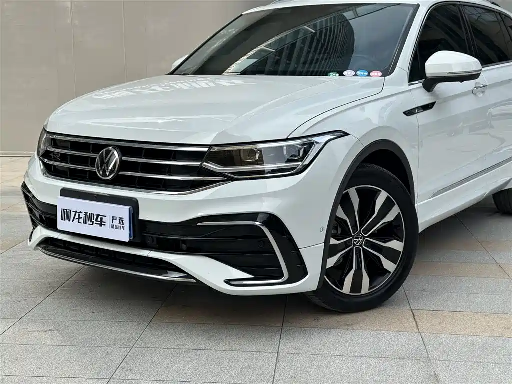 Volkswagen Tiguan L 2024 330TSI Automatic 2WD R-Line Premium Enjoyment Edition фото 15
