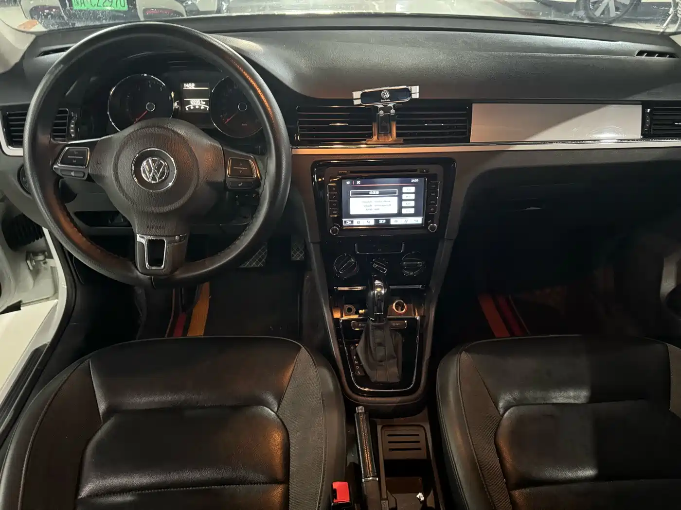 Volkswagen Bora 2015 Quality Edition 1.6L Automatic Comfort фото 6