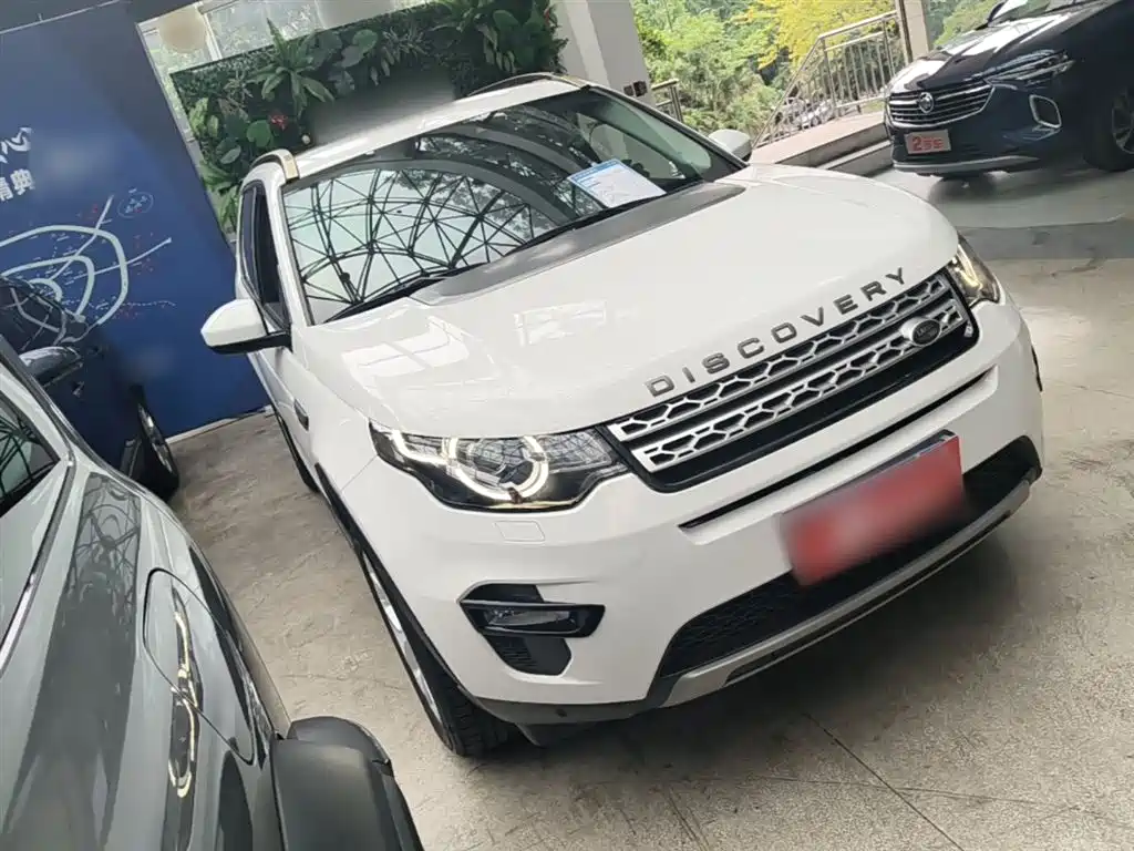 Land Rover Discovery Sport 2016 2.0T HSE фото 4