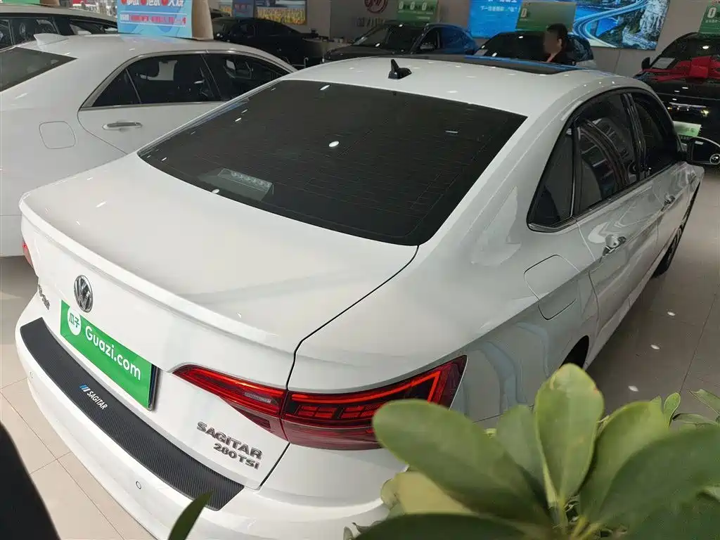 Volkswagen Sagitar 2022 280TSI DSG Soaring Edition фото 7