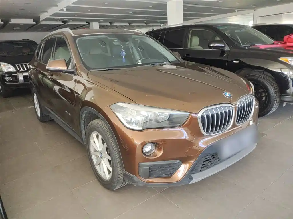BMW X1 2018 sDrive18Li Fashion Model фото 4
