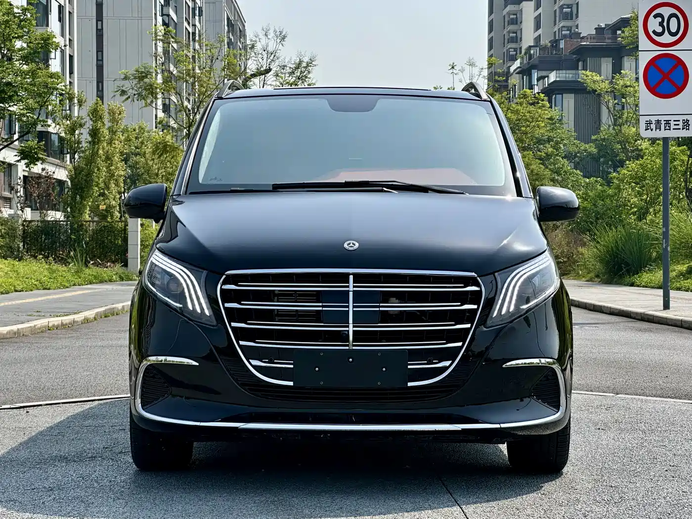 Mercedes-Benz Vito 2021 2.0T Business Edition 7-seater фото 3
