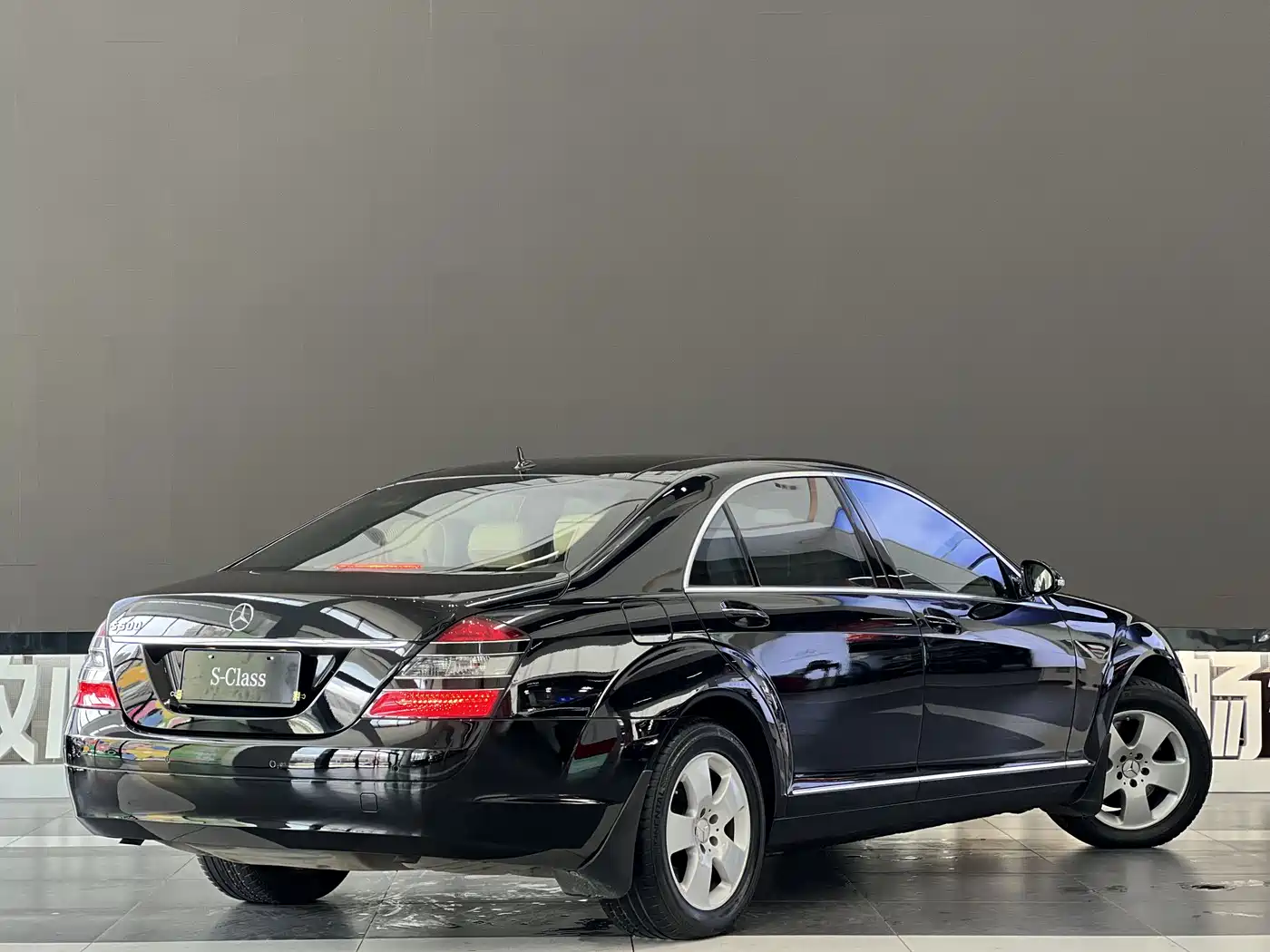Mercedes-Benz S-Class фото 8