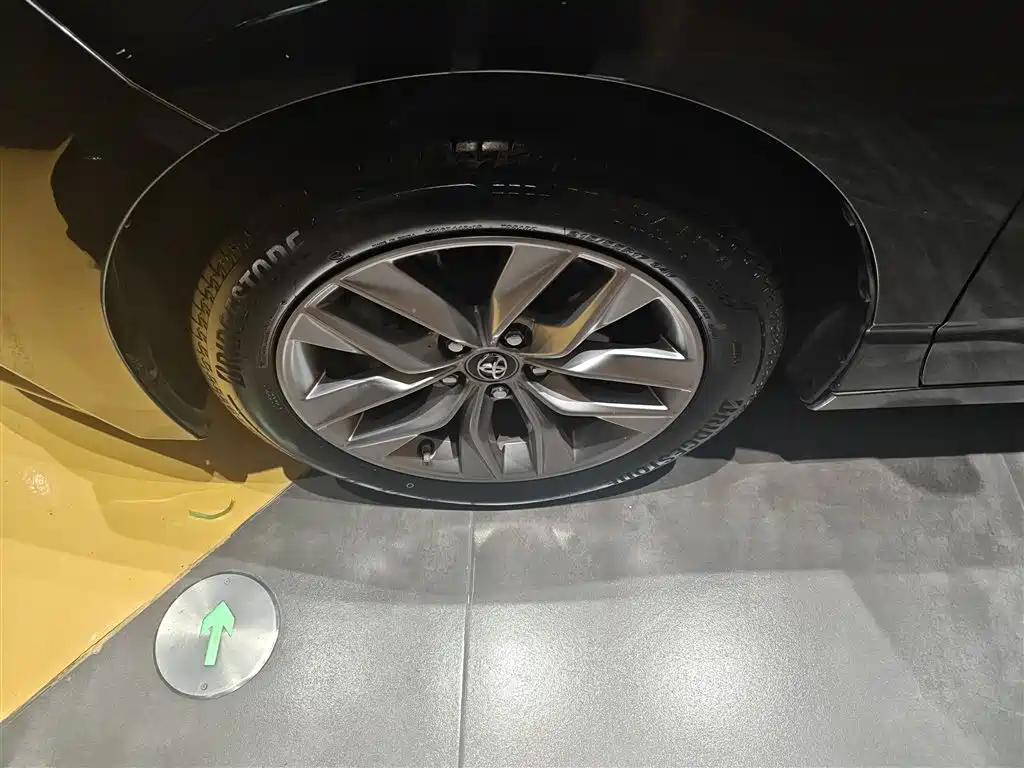 Toyota Avalon 2019 2.0L Luxury Edition (China VI) фото 23
