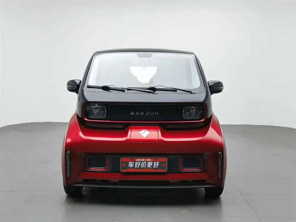 Baojun Baojun E300 2020 Stellar Smart Travel Edition 3