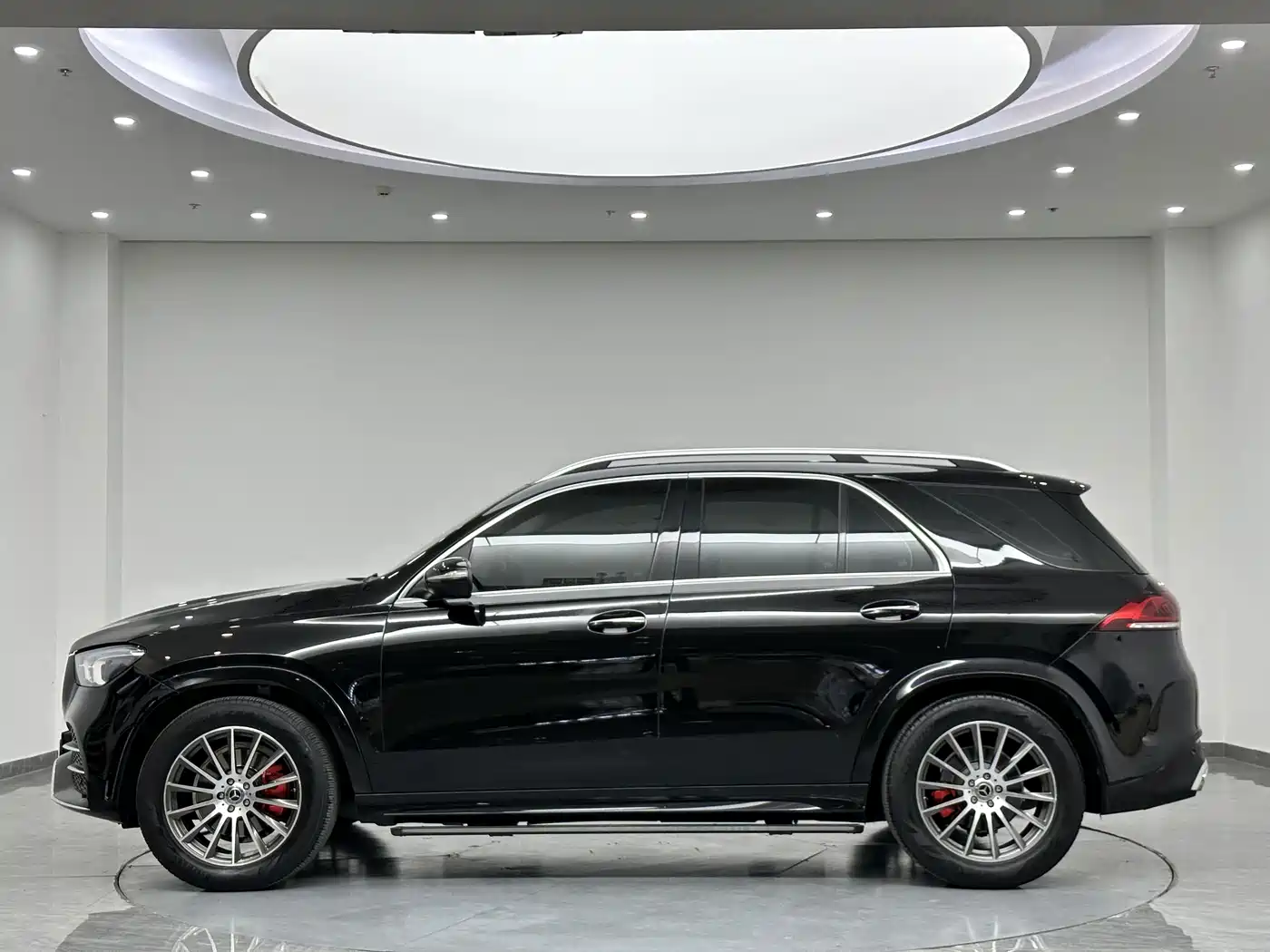 Фото 6 - Mercedes-Benz GLE