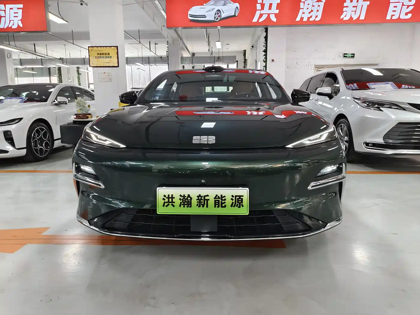 Geely Galaxy Galaxy Xingyao 8 2025 130km EM-P Starship Edition фото 2