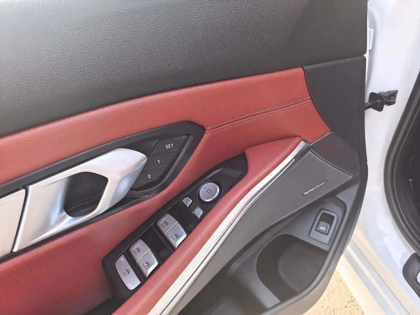 BMW 3 Series 2024 325Li M Sport Shadowline Package фото 10