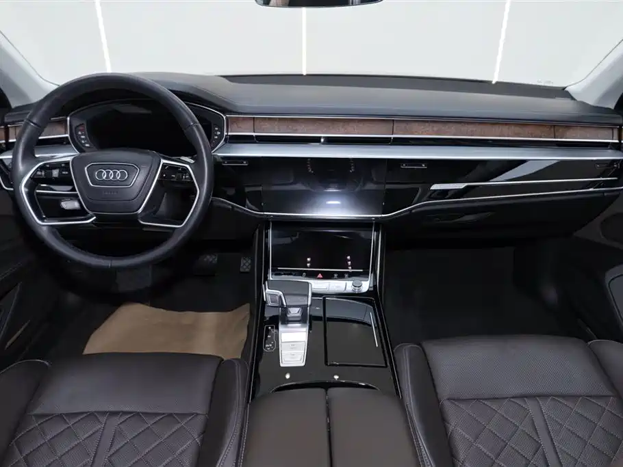 Audi A8 2023 A8L 50 TFSI quattro Premium фото 13