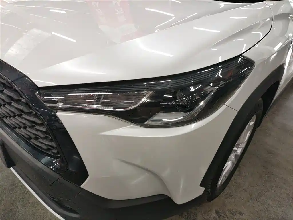 Toyota Corolla Cross 2023 Hybrid 2.0L Pioneer Edition фото 24