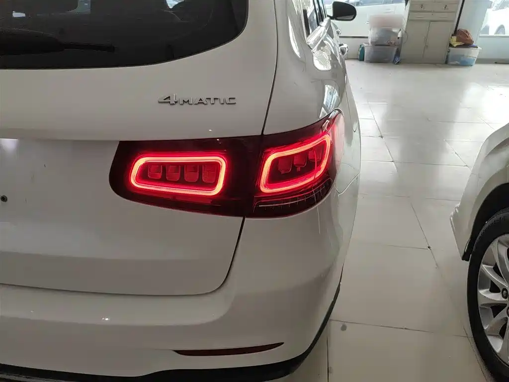 Mercedes-Benz GLC 2022 Model GLC 260 L 4MATIC Luxury Edition фото 24