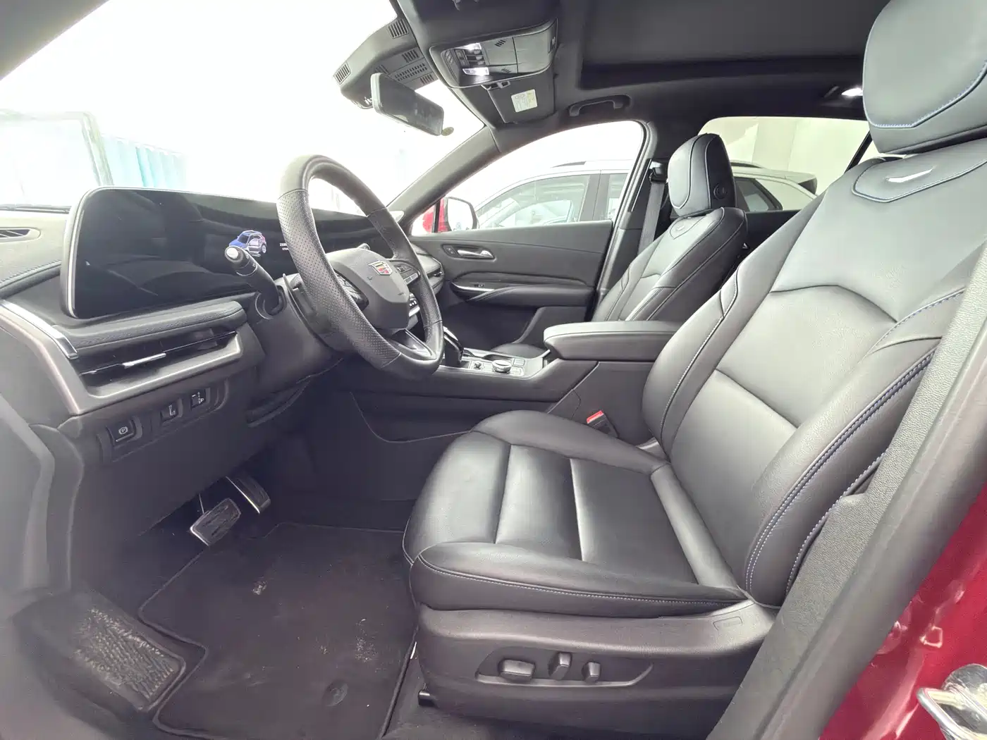 Cadillac XT4 2024 28T 4WD Luxury Edition фото 4